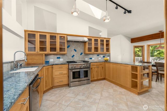 10321 123rd Street NW, Gig Harbor, WA 98329