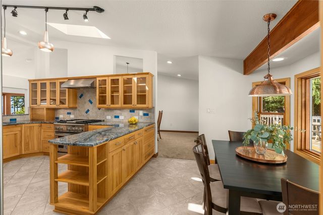 10321 123rd Street NW, Gig Harbor, WA 98329