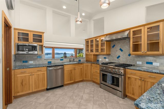 10321 123rd Street NW, Gig Harbor, WA 98329