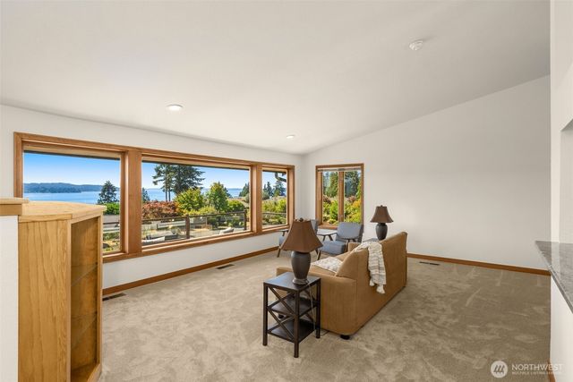 10321 123rd Street NW, Gig Harbor, WA 98329
