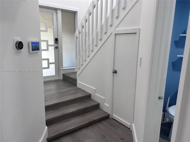 7415 Coldstream Dr, Hialeah, FL 33015