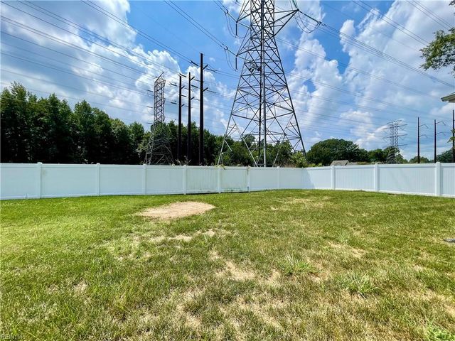 1223 Richwood AVE, Chesapeake, VA 23323