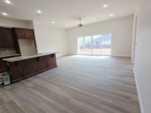 838 E Crystal Avenue, Nixa, MO 65714