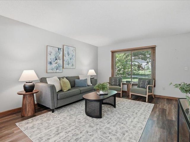 9331 Cedar Forest Road, Eden Prairie, MN 55347
