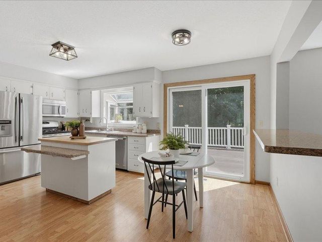 9331 Cedar Forest Road, Eden Prairie, MN 55347