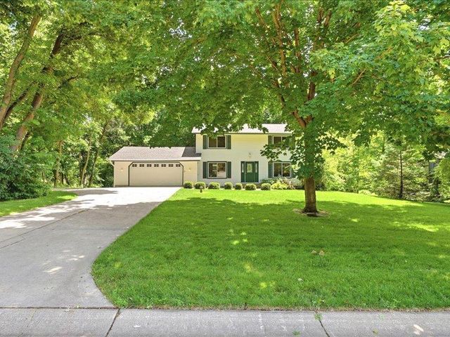 9331 Cedar Forest Road, Eden Prairie, MN 55347