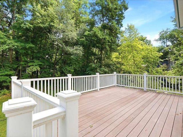 9331 Cedar Forest Road, Eden Prairie, MN 55347