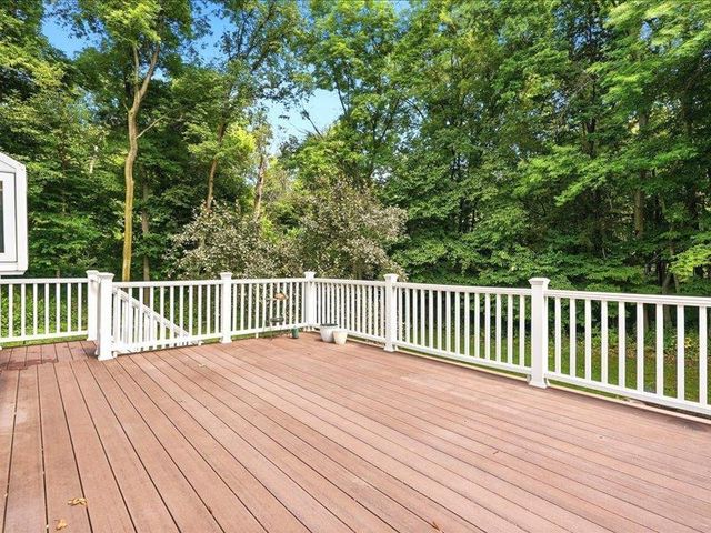 9331 Cedar Forest Road, Eden Prairie, MN 55347
