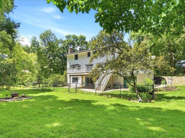 9331 Cedar Forest Road, Eden Prairie, MN 55347