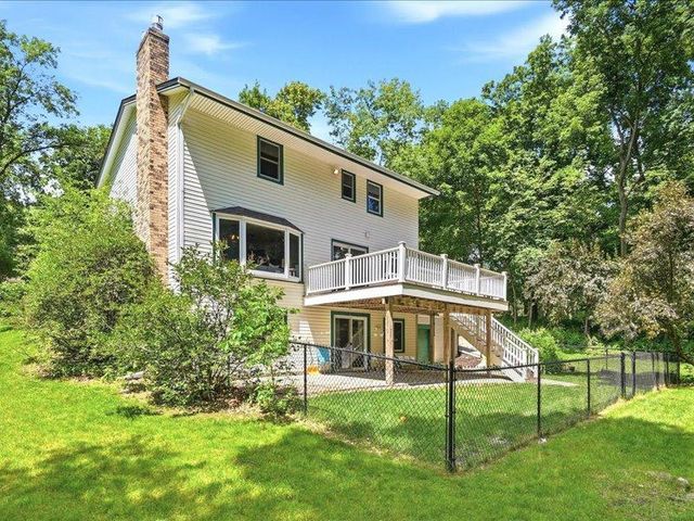 9331 Cedar Forest Road, Eden Prairie, MN 55347