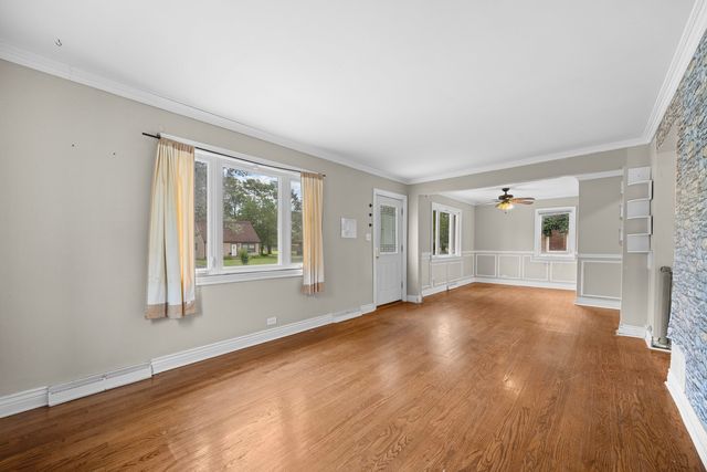 17730 HENRY Street, Lansing, IL 60438