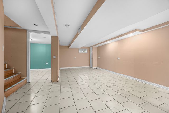 17730 HENRY Street, Lansing, IL 60438
