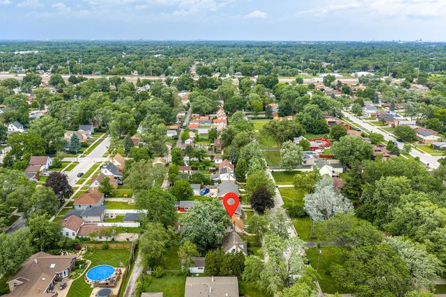 17730 HENRY Street, Lansing, IL 60438