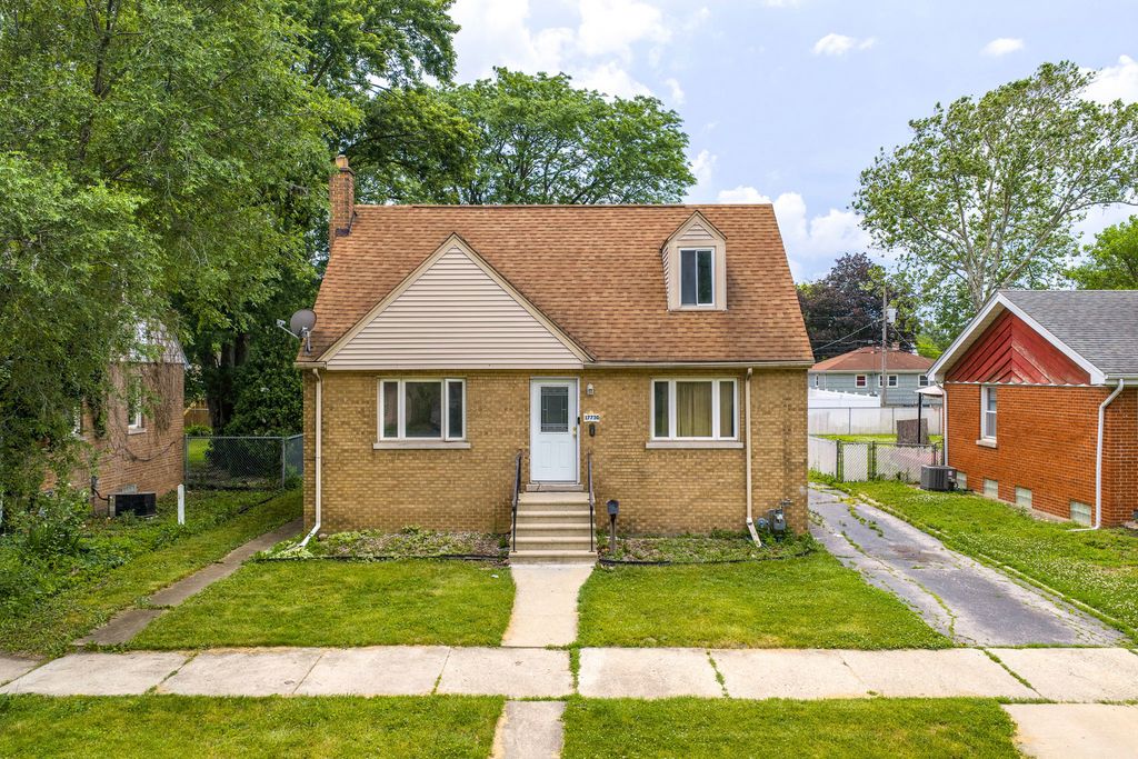 17730 HENRY Street, Lansing, IL 60438