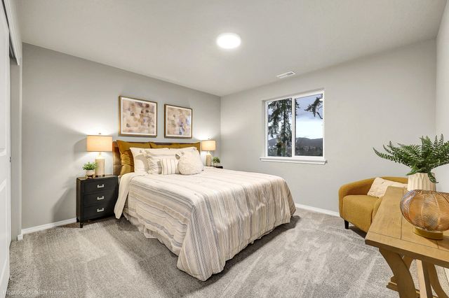 3725 Luchu Street 107, Medford, OR 97504