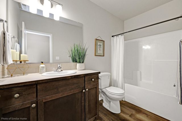 3725 Luchu Street 107, Medford, OR 97504