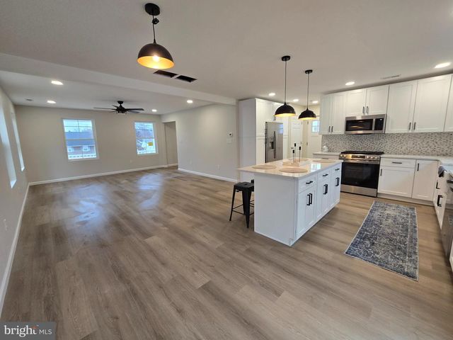 314 COLUMBIA BLVD, National Park, NJ 08063