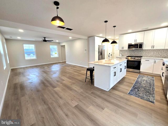 314 COLUMBIA BLVD, National Park, NJ 08063