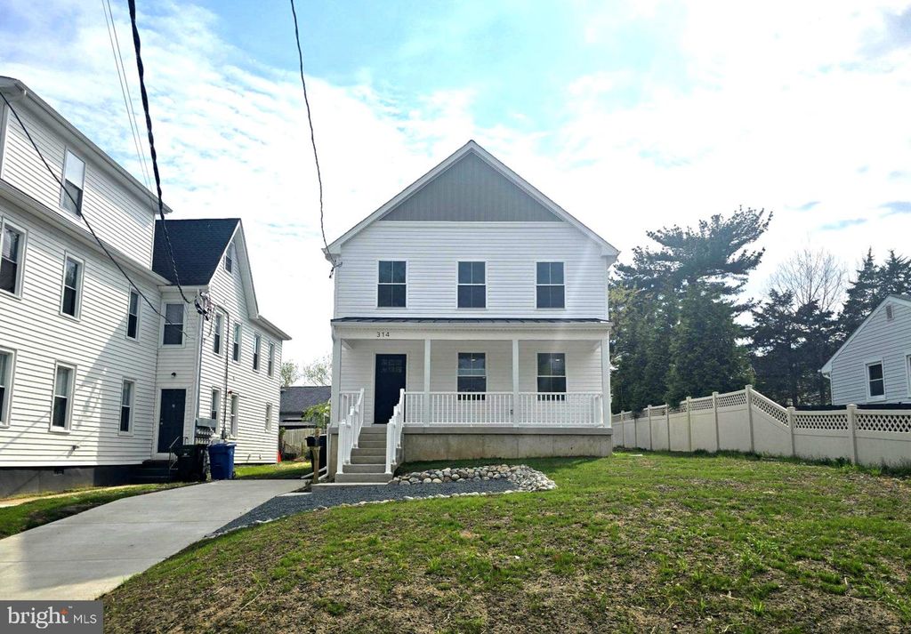 314 COLUMBIA BLVD, National Park, NJ 08063