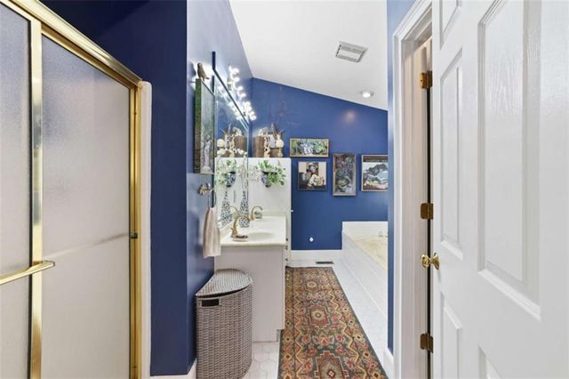 419 Thornwood Circle, Mount Airy, GA 30563