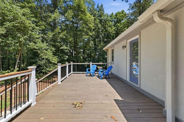 419 Thornwood Circle, Mount Airy, GA 30563