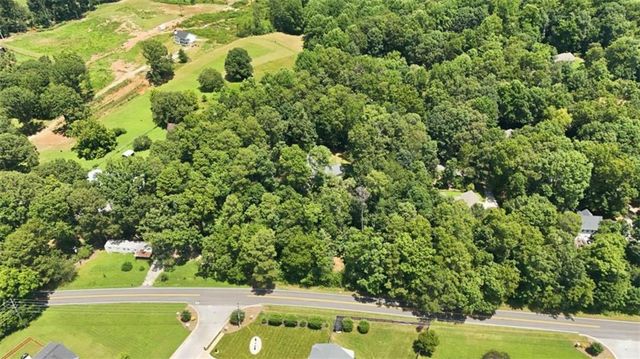 419 Thornwood Circle, Mount Airy, GA 30563