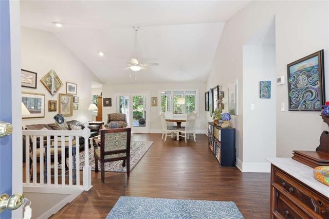 419 Thornwood Circle, Mount Airy, GA 30563