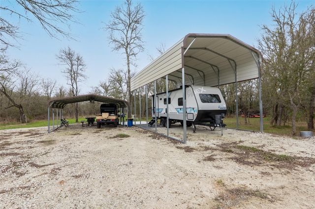 201 Lcr 646, Thornton, TX 76687