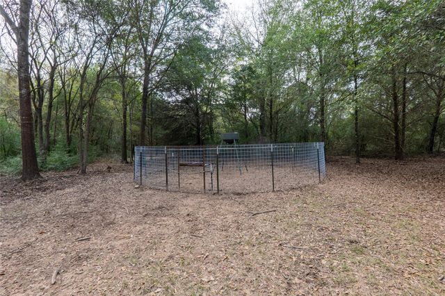 201 Lcr 646, Thornton, TX 76687