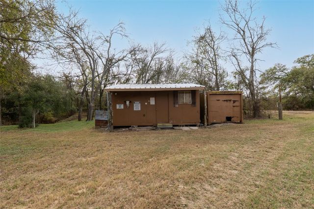 201 Lcr 646, Thornton, TX 76687