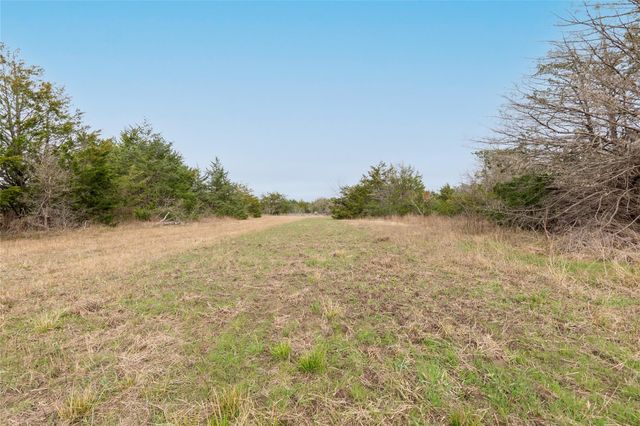 201 Lcr 646, Thornton, TX 76687