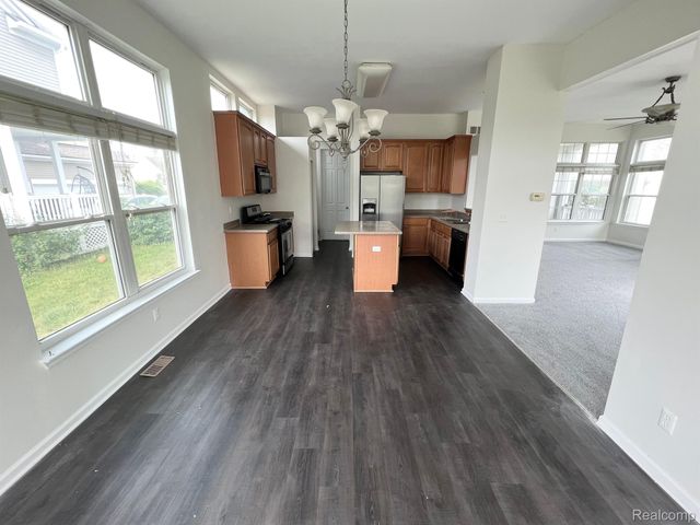 1235 NORTH BAY, Scio Township, MI 48103