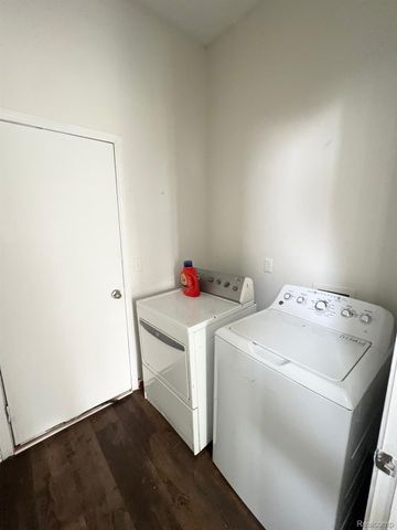 1235 NORTH BAY, Scio Township, MI 48103