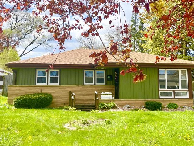 8523 W Glendale AVENUE, Milwaukee, WI 53225