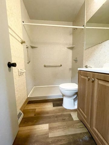 8523 W Glendale AVENUE, Milwaukee, WI 53225