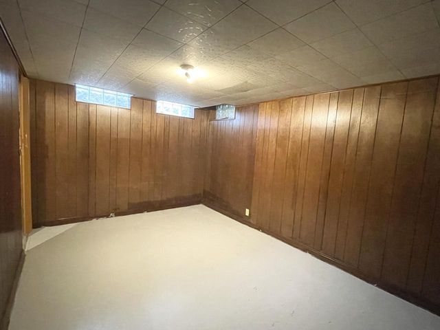 8523 W Glendale AVENUE, Milwaukee, WI 53225