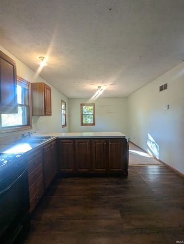 20845 Darden Road, South Bend, IN 46628