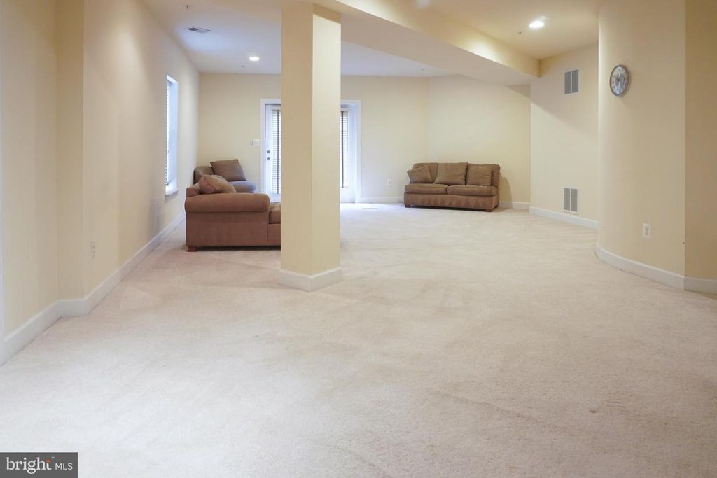 Image 45 of property listing at 12802 WILLOW MARSH LN, Bowie, MD 20720