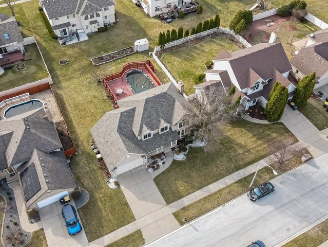 18036 Crystal Lane, Lansing, IL 60438