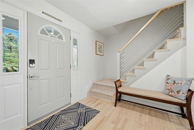 875 Deerfoot Path, Cutchogue, NY 11935