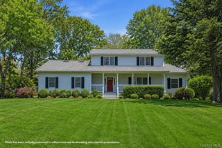 875 Deerfoot Path, Cutchogue, NY 11935