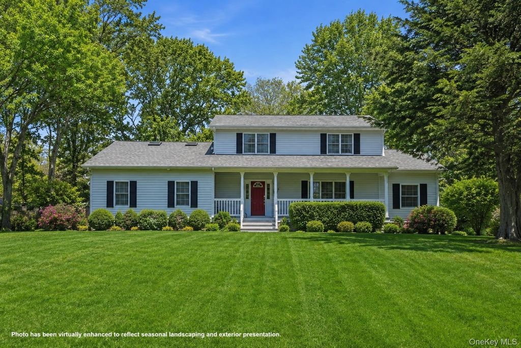 875 Deerfoot Path, Cutchogue, NY 11935