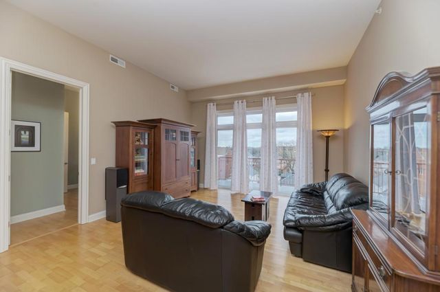 799 Graceland Avenue 506A, Des Plaines, IL 60016