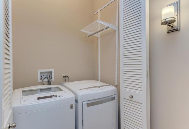 799 Graceland Avenue 506A, Des Plaines, IL 60016