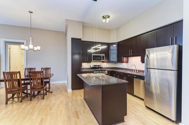 799 Graceland Avenue 506A, Des Plaines, IL 60016