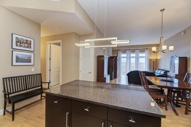 799 Graceland Avenue 506A, Des Plaines, IL 60016