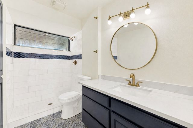 2033 Durham Street, Irving, TX 75062