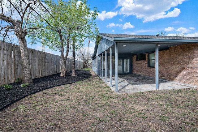 2033 Durham Street, Irving, TX 75062