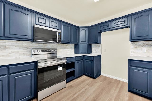 2033 Durham Street, Irving, TX 75062