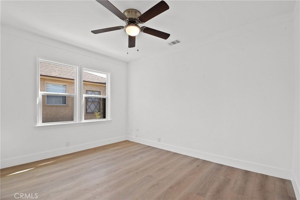 Image 10 of property listing at 10731 Amery Avenue, South Gate, CA 90280